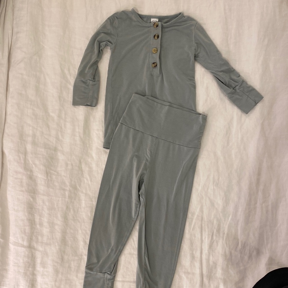 Lou Lou Tops and Bottom Set - Size 12-24 mo